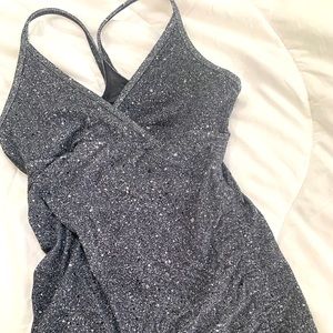 Lululemon medium support tank with adjustable side